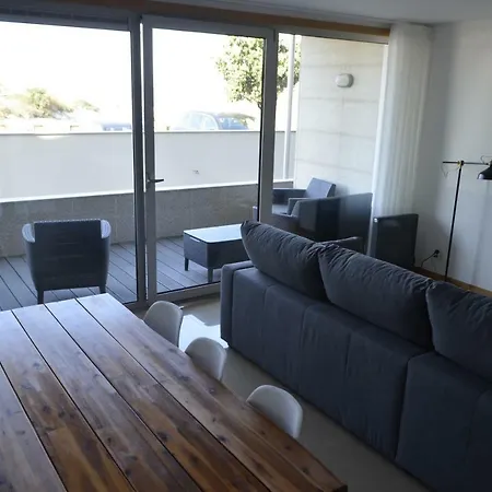Daire Varandas Do Mar - Beach Side Homestay Apúlia
