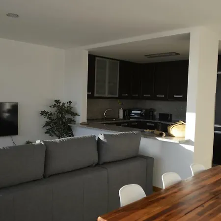 Daire Varandas Do Mar - Beach Side Homestay *